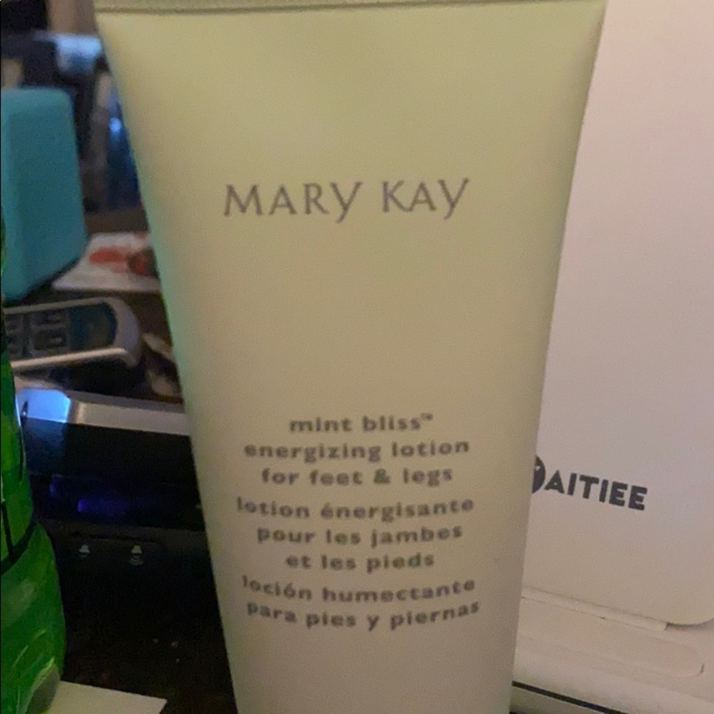 Mary Kay foot lotion